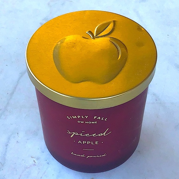 DW HOME CANDLE SPICED APPLE NEW 1 WICK RICHLY SCENTED NEW - Picture 2 of 4